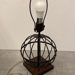 Victorian Hagan Perfect Pieces‎ Metal Cage Lamp